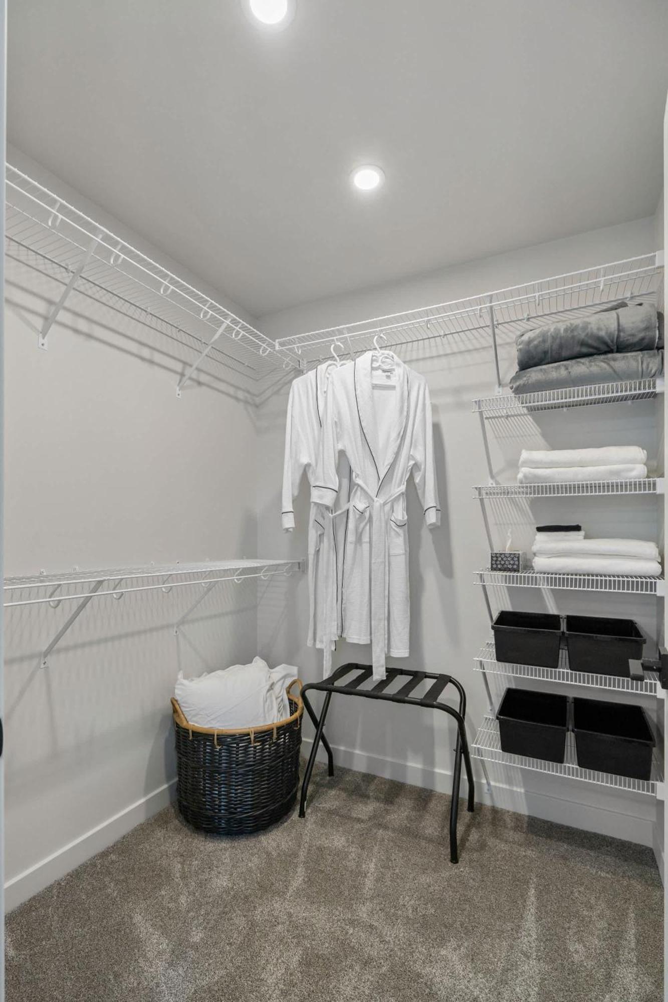 Livingston Way I Sleep 6 I Netflix I Kitchen I Tv Villa Pincher Creek Exterior photo